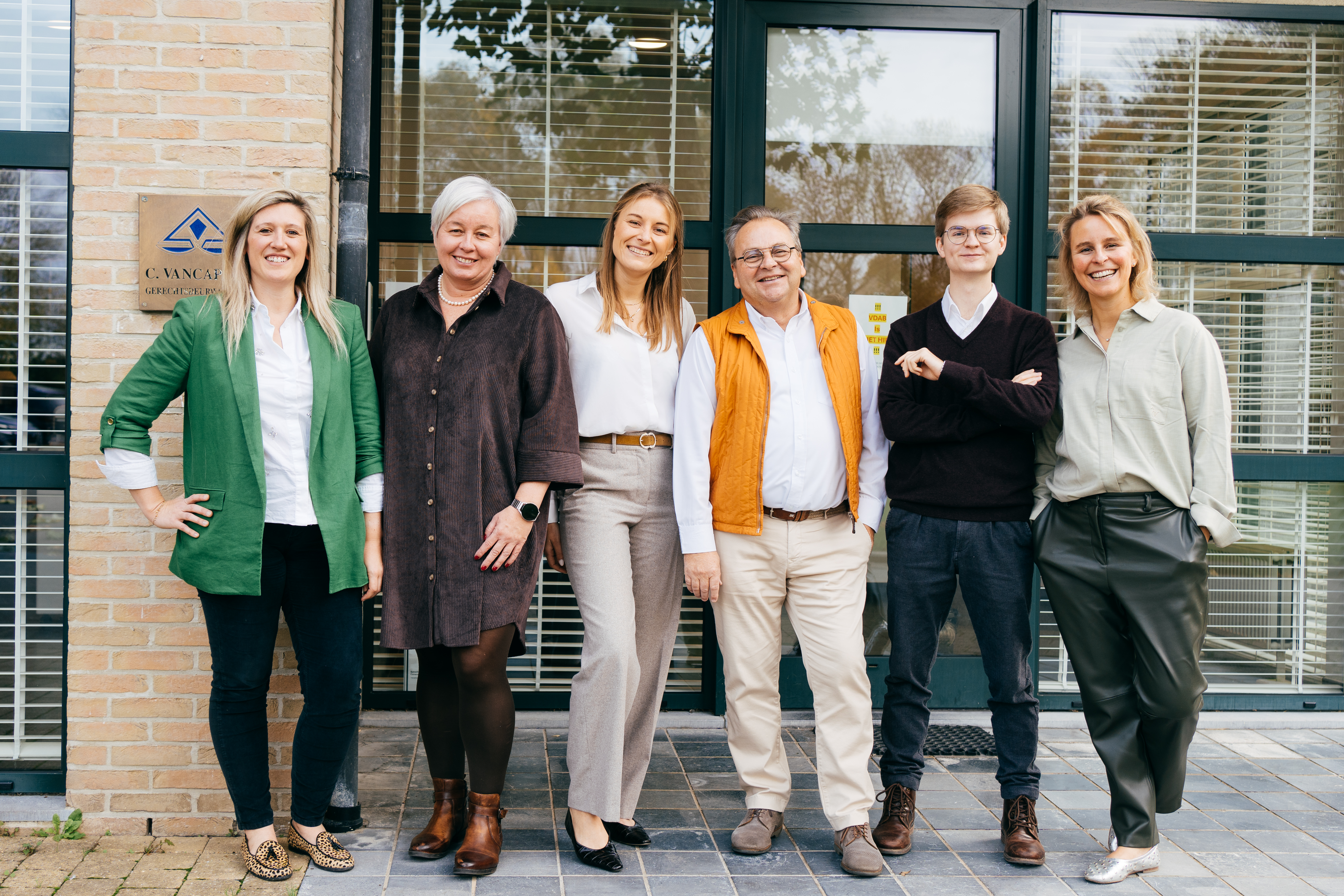 Een groepsfoto van de medewerkers van Vancappel